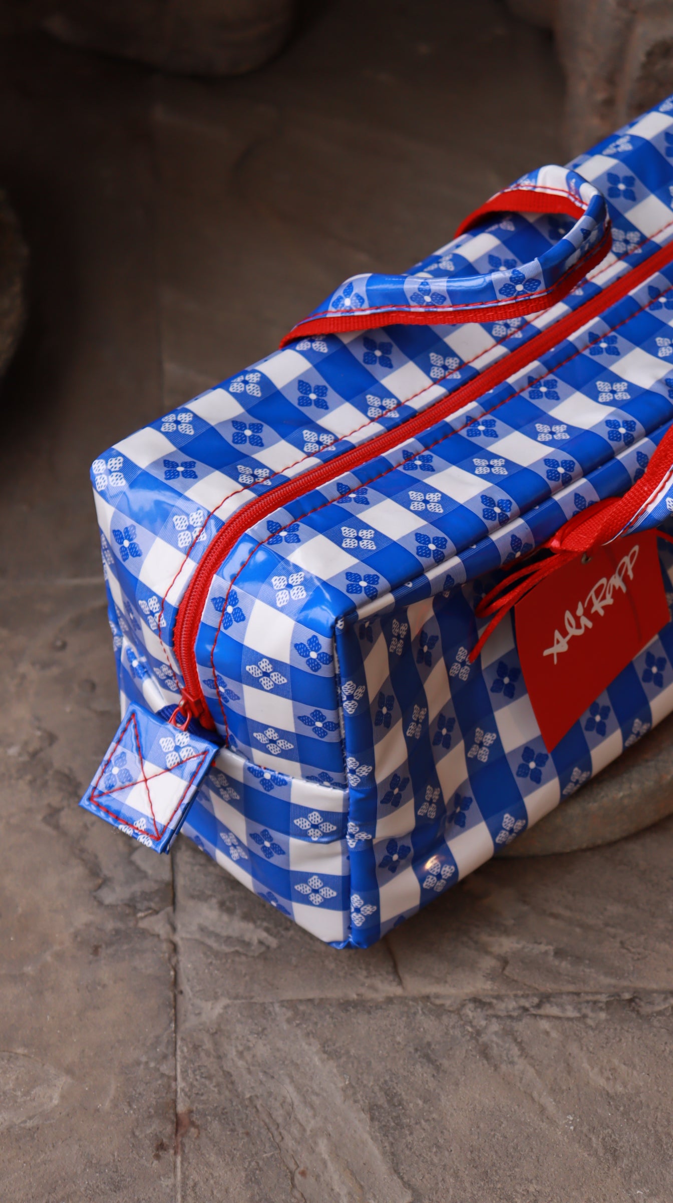 Medium Blue Picnic Bag